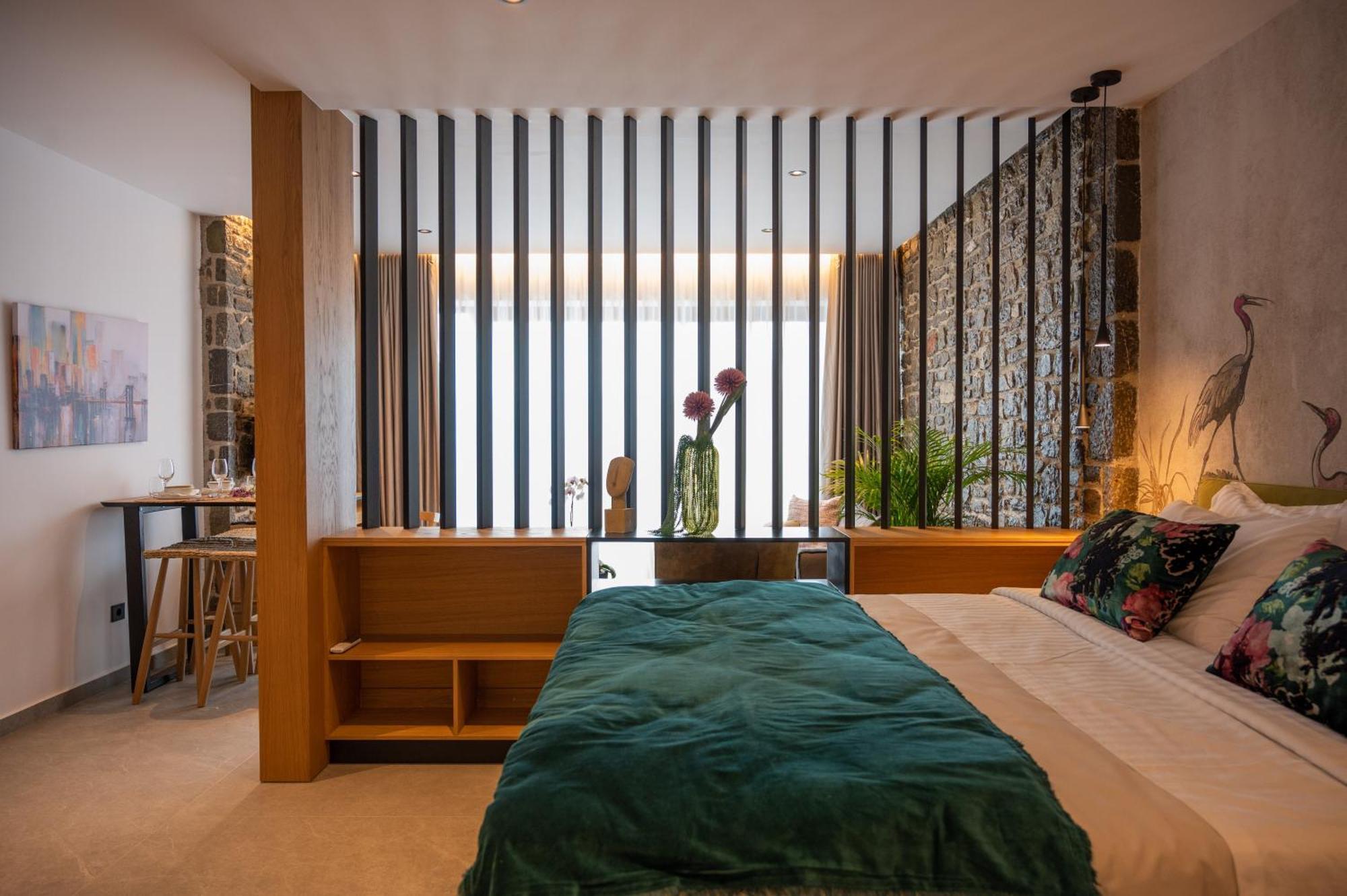Opal Executive Suites Нафплион Экстерьер фото